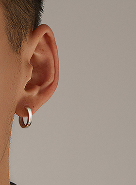 银耳钉男潮个性潮流男款单只素圈耳扣圆耳圈耳饰小众简约男士耳环