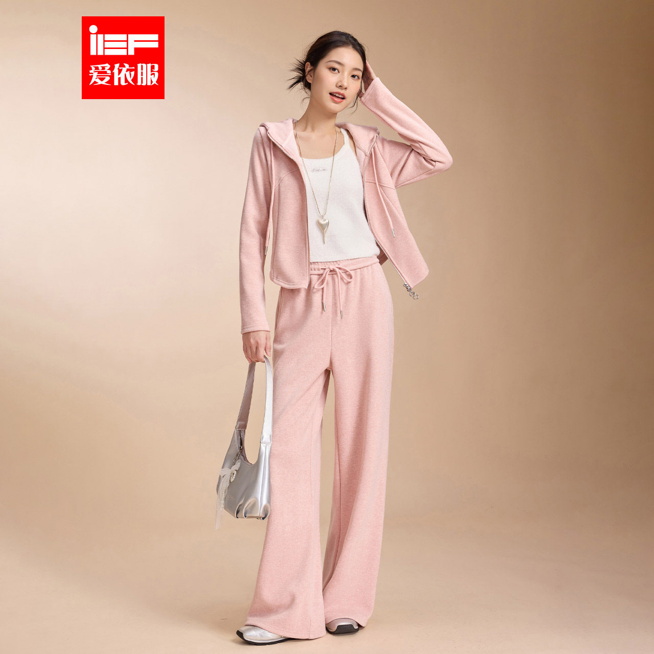 IEF/爱依服一整套2025秋冬新款韩版甜美休闲运动风显瘦上下套裤,女装/女士精品,时尚套装,淘宝优惠券,粉丝福利购,淘宝优惠卷