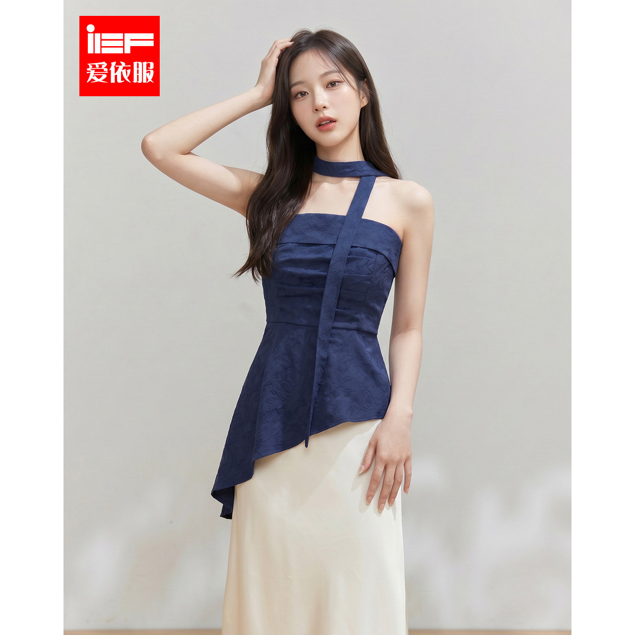 IEF/爱依服2026夏季新款韩系性感小女人设计感修身显瘦抹胸上衣
