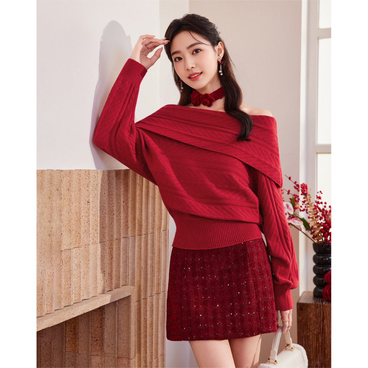 IEF/爱依服2025秋冬新款法式性感纯欲风一字肩设计百搭毛织蝙蝠衫