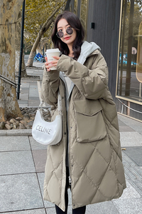 假两件中长款菱格羽绒服女2023年冬季新款爆款连帽过膝白鸭绒外套图片