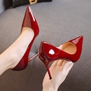 百搭红色尖头单鞋 秋冬气质新娘婚鞋 女细跟2025年新款 酒红色高跟鞋