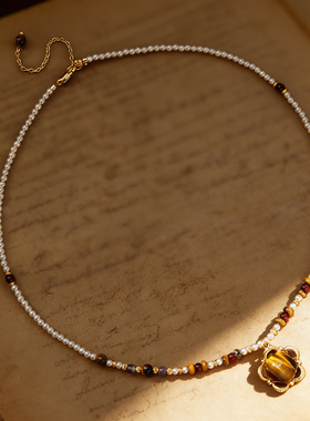 美拉德风虎眼石吊坠项链女款轻奢小众设计感锁骨链颈链毛衣链