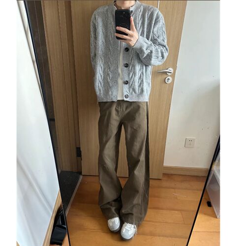 【忧郁小恩】同款衣服人夫感入秋极简穿搭chapter1毛衣搭棕色裤子