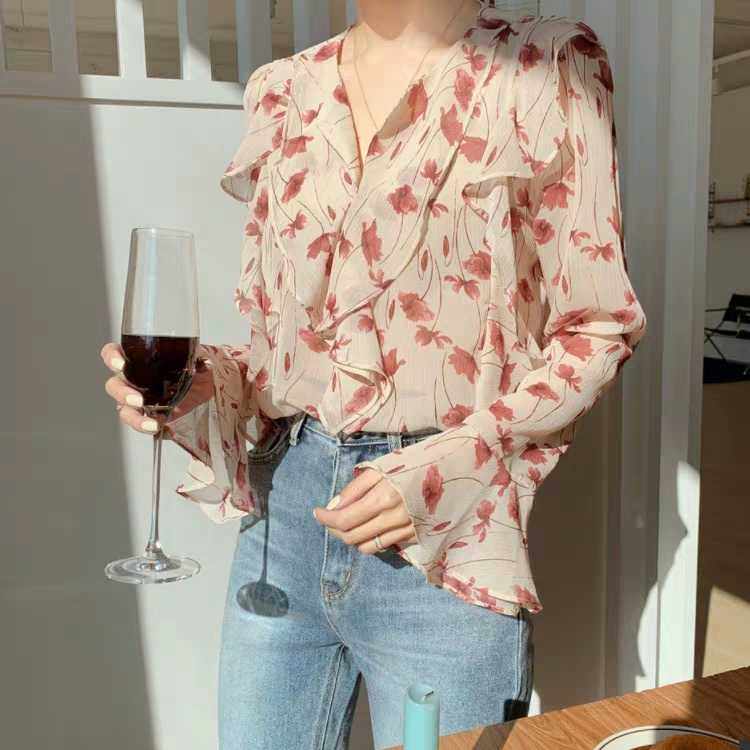 2022春夏新款无需国内外代购原厂直销花朵荷叶边喇叭袖衬衫气质女,女装/女士精品,蕾丝衫/雪纺衫,淘宝优惠券,粉丝福利购,淘宝优惠卷