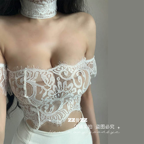 ZZ骨ZZ 夏季新款欧美辣妹性感风一字露肩蕾丝拼接镂空短款T恤短袖