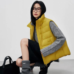 月上衫 纯色百搭羽绒马甲AXE25225 王炸排骨羽绒马甲立领修身