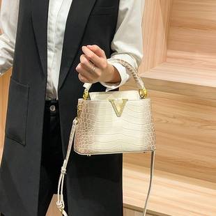 时尚 IT香港品牌轻奢女包鳄鱼纹渐变色手提包新款 高级感单斜挎小包