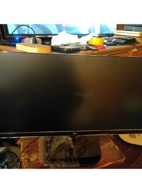 【议价产品】如图所示八成新闲置25寸LG带鱼屏显示器,LG25UM58,询