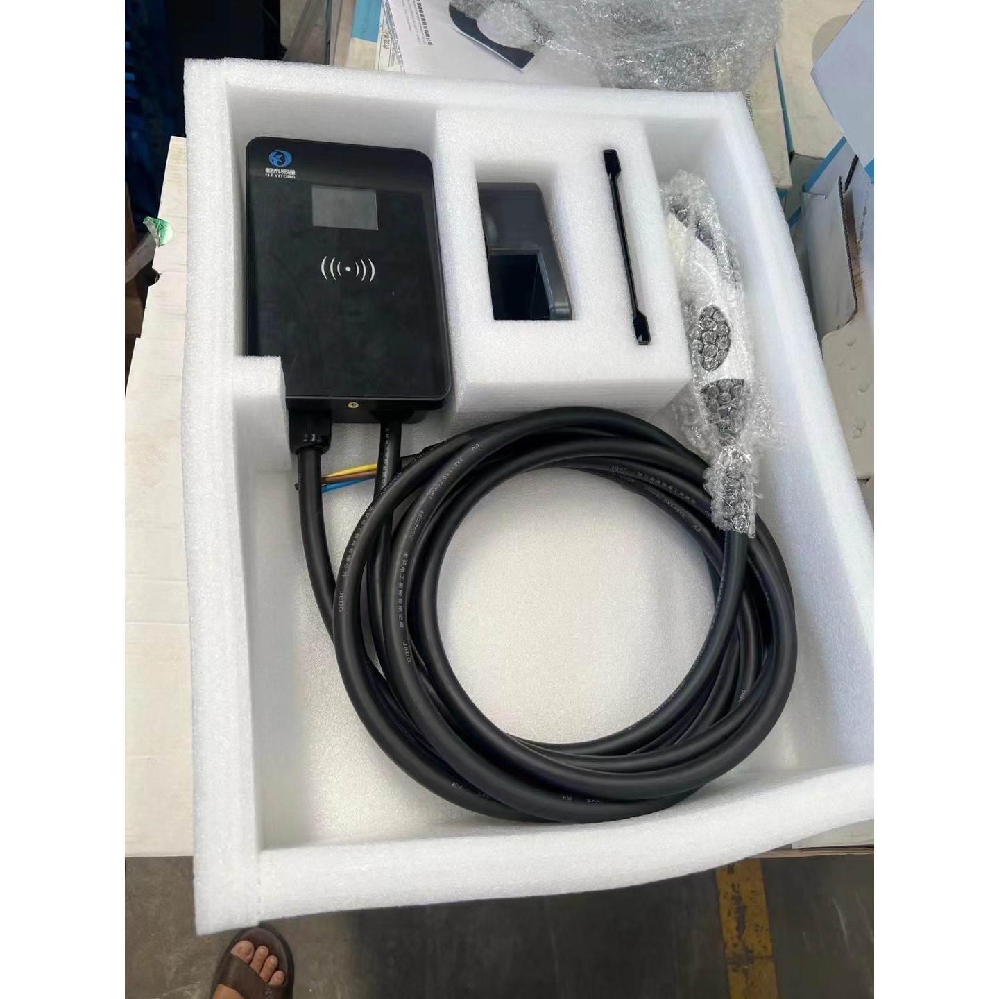 【议价产品】恒泰易通  新能源   充电桩7KW  带两张卡 5米线询价