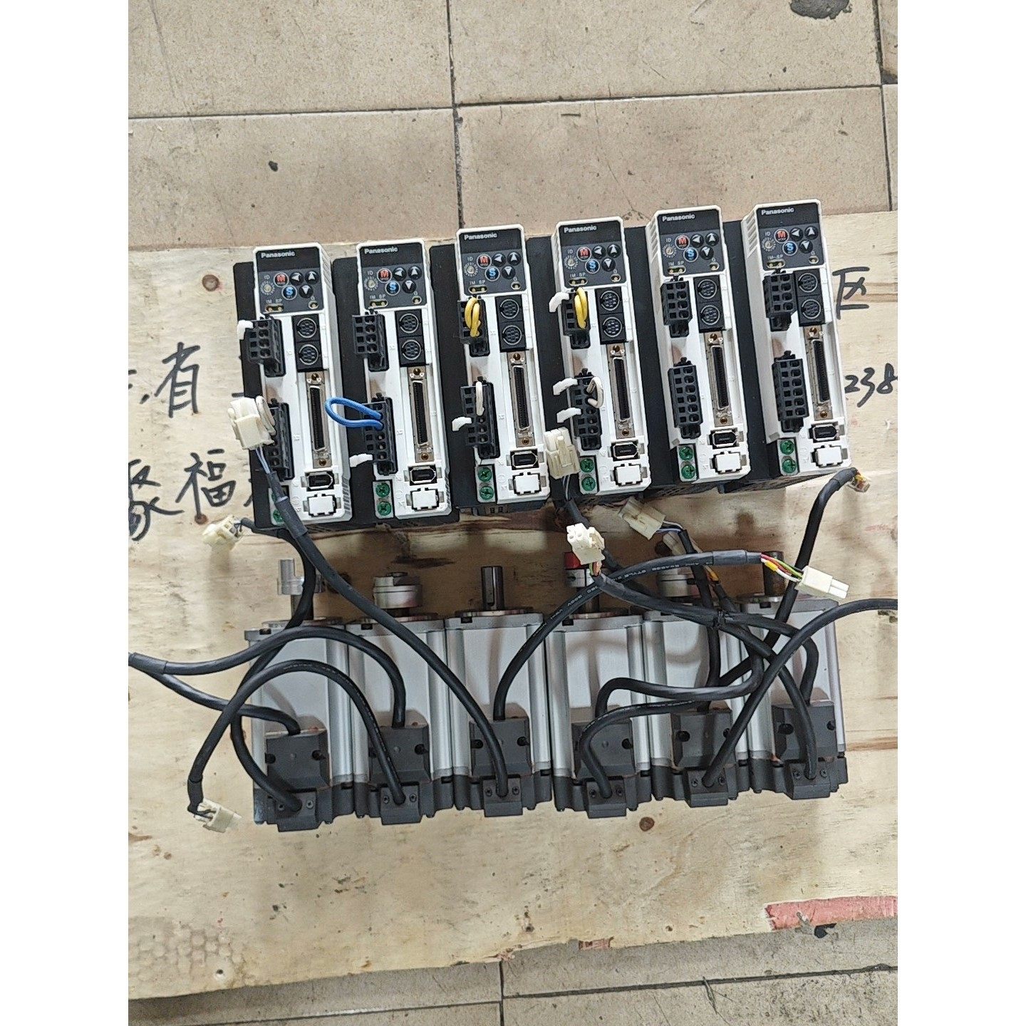 【议价】松下A4伺服电机驱动器套装出售,功能正常,功率400瓦,20