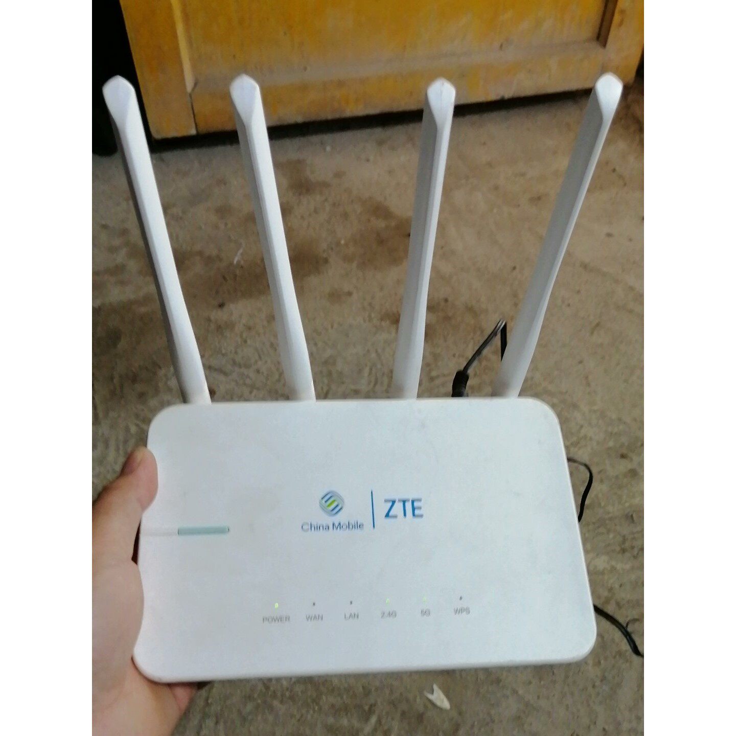 【议价产品】中国移动中兴千兆双频路由器成色很新,功能正常,二手