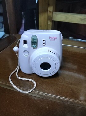 【议价产品】富士拍立得instaxmini8,成色很靓很好功能正常,机子