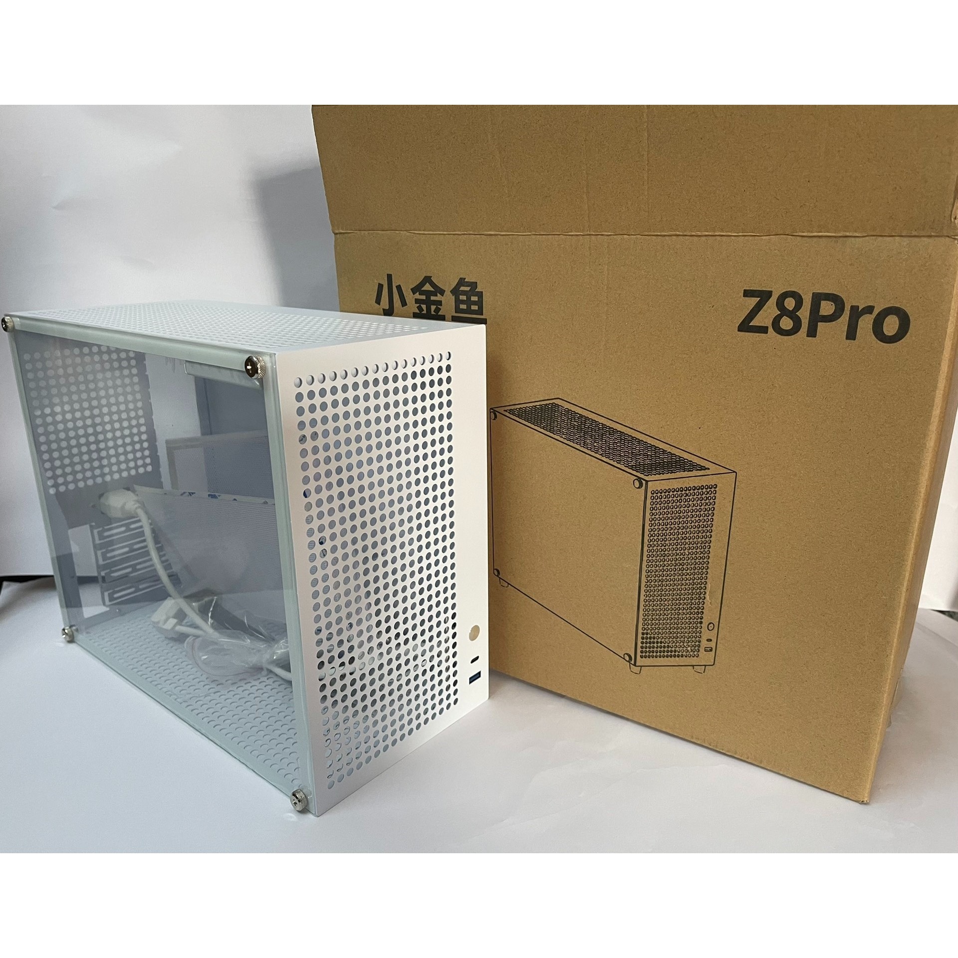 【议价】全新小金鱼 Z8Pro 便携式A4机箱matx主板40系长显