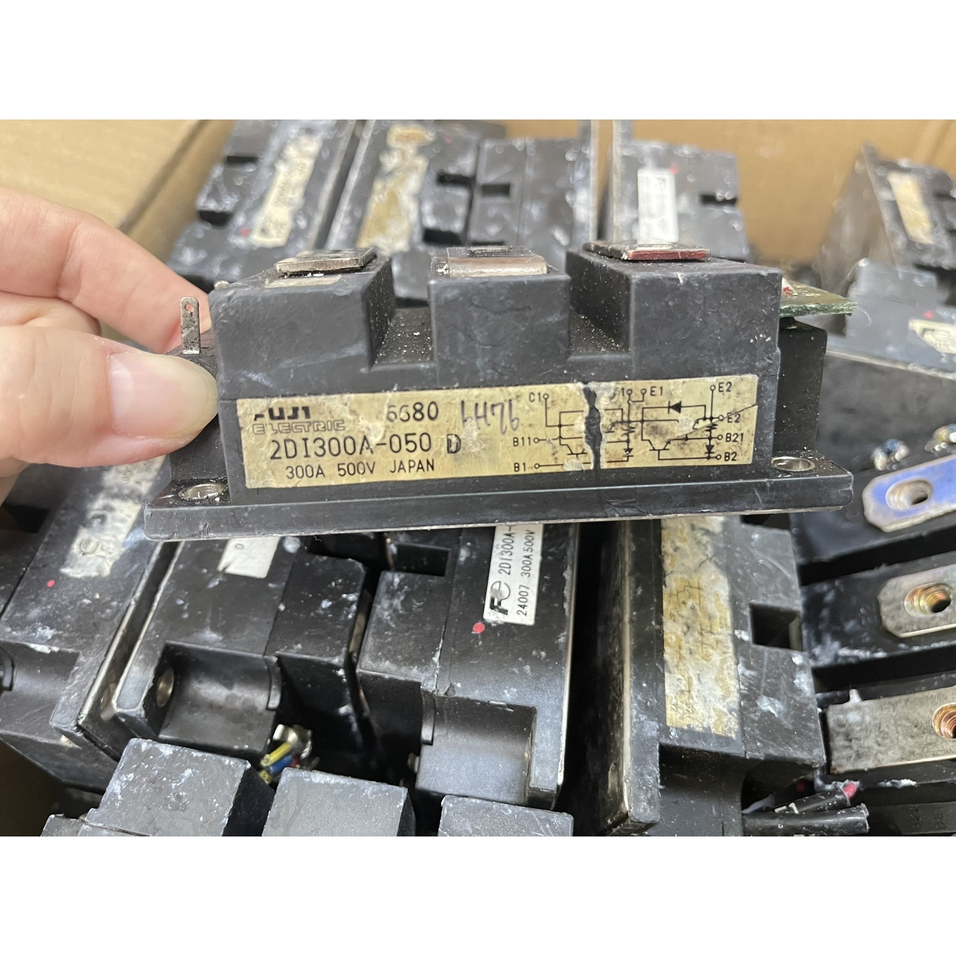 【议价产品】2DI300A-050D 2DI300A-050E 2DI2询价