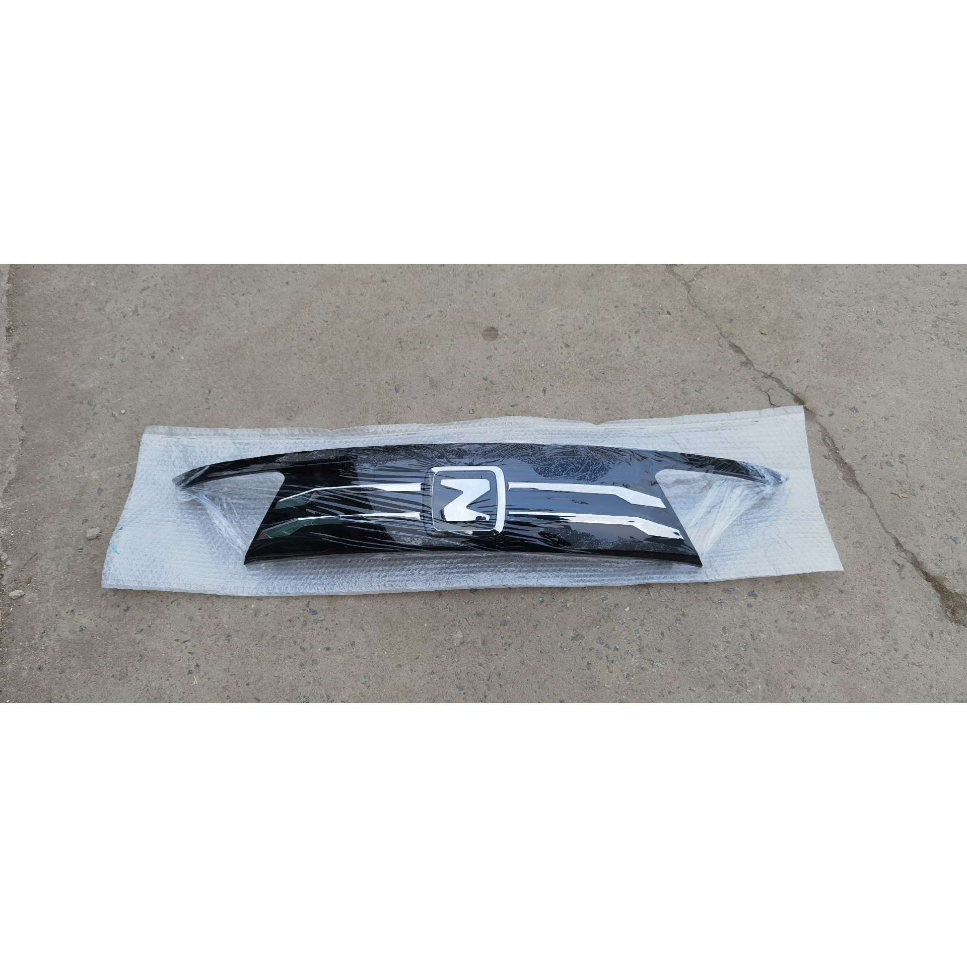 【议价产品】众泰e200上中网全新原厂询价