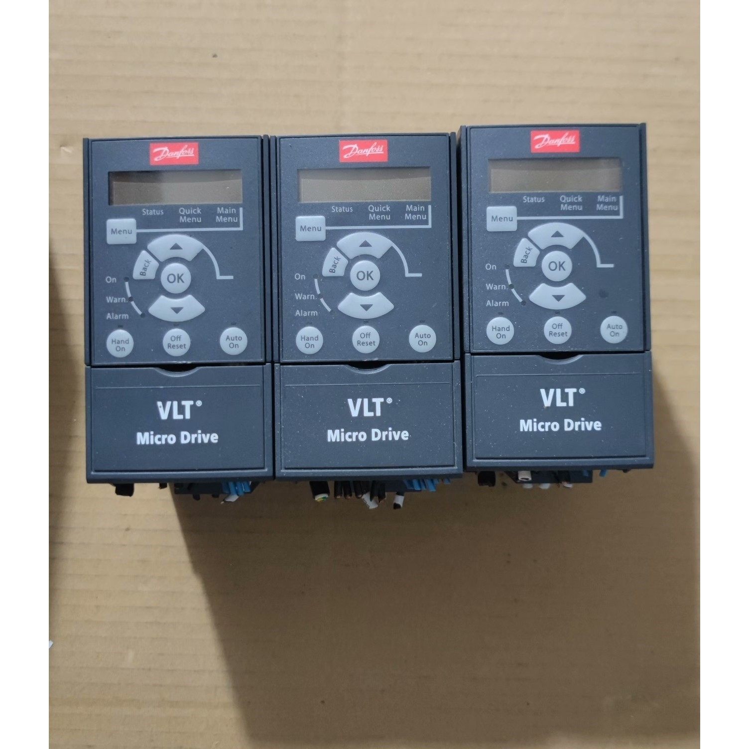 【议价】丹佛斯变频器380V-0.37KW