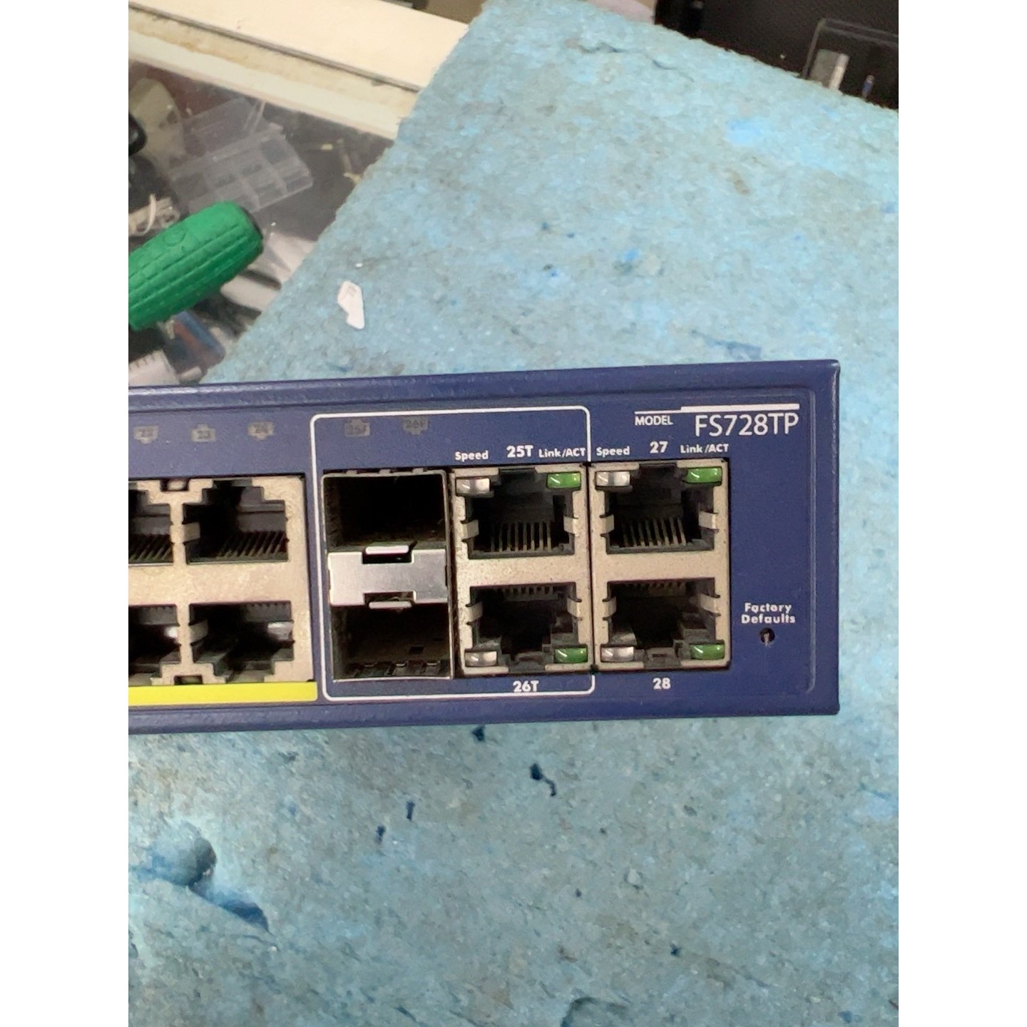 【议价产品】fs728tlp,美国网件poe交换机fs728tp做工及稳询价