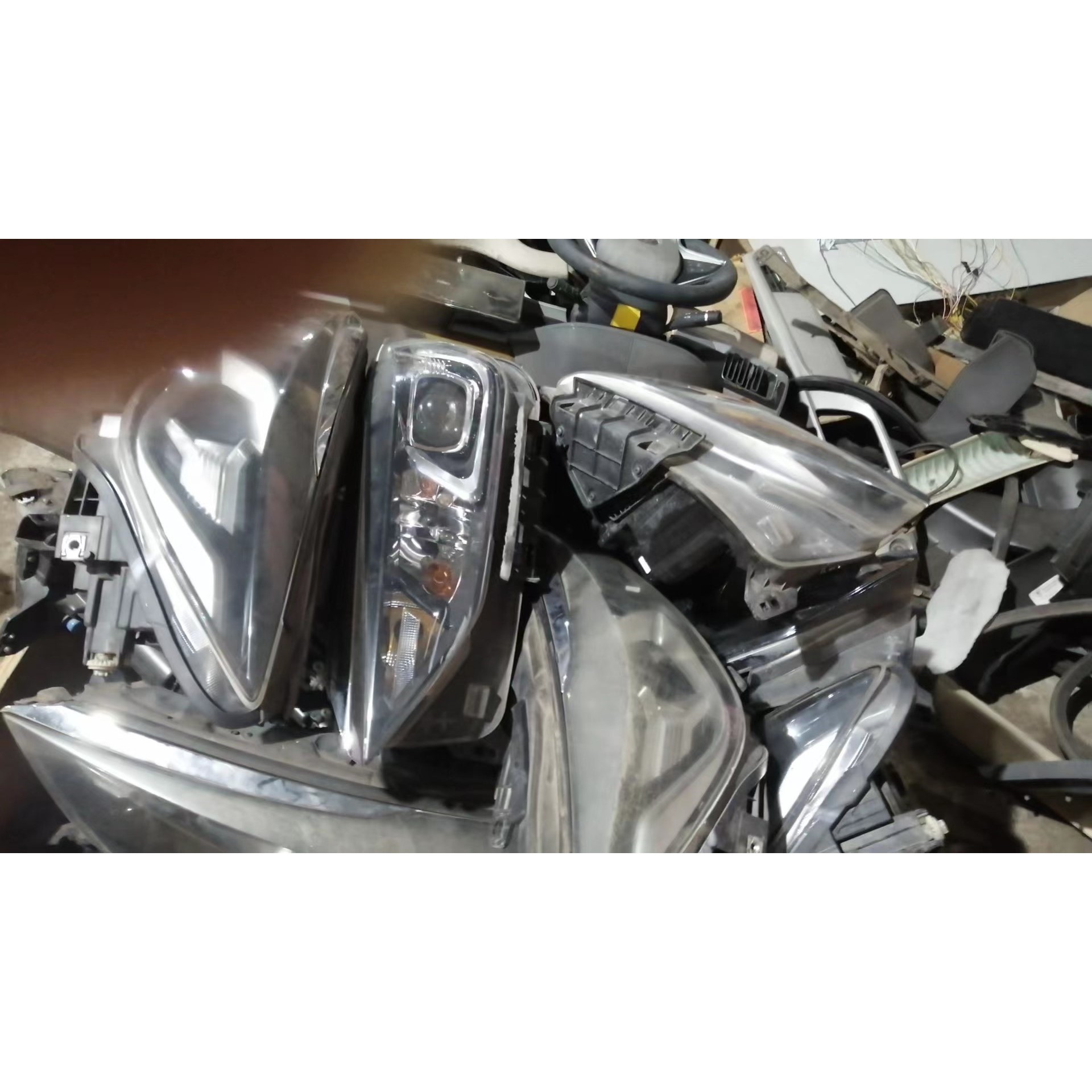 【议价产品】北汽eu5拆车大灯北汽eu5拆车件保险杠日行灯中网电机