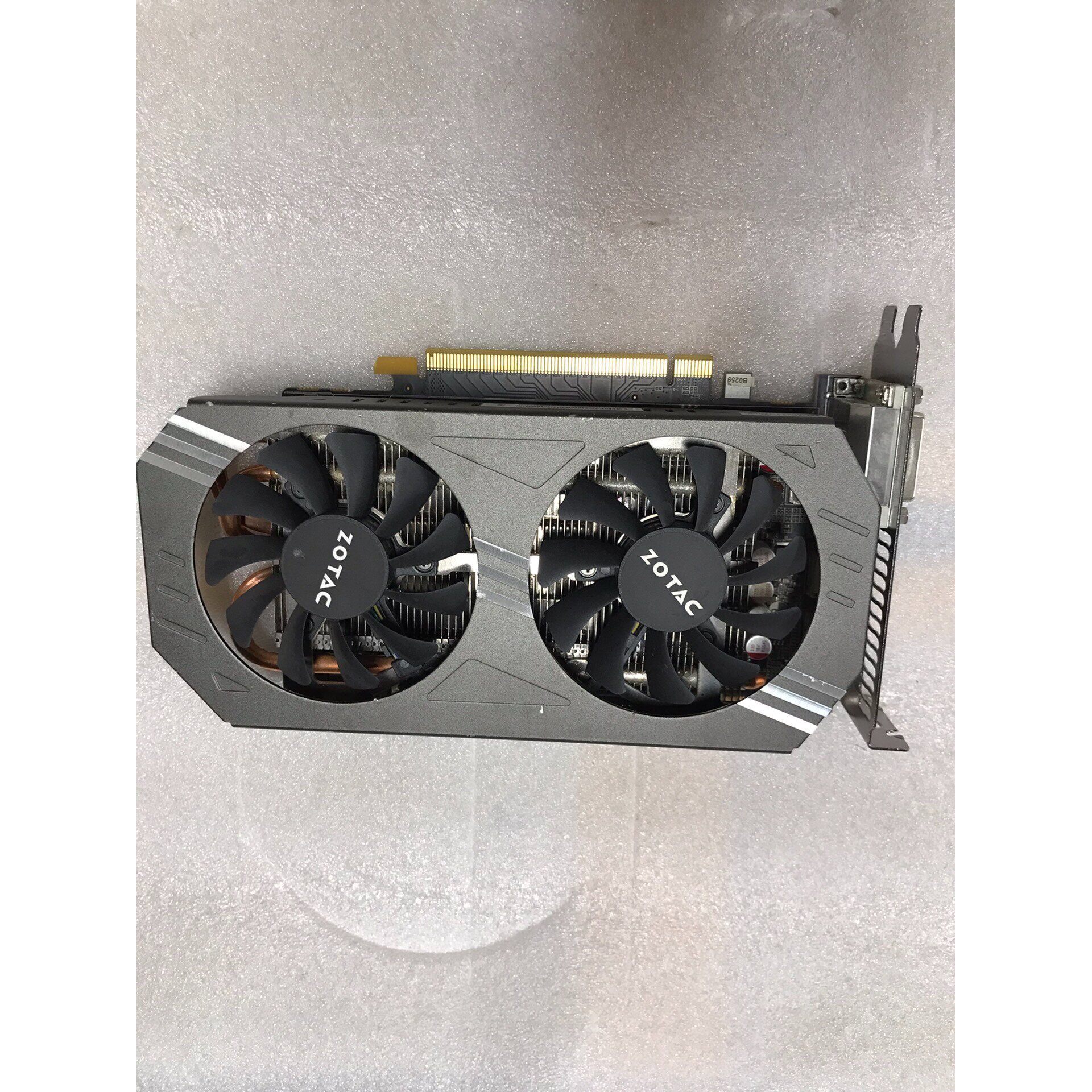 【议价产品】索泰GTX970 D5 4G.双风扇,双6P供电,成色如图,询价