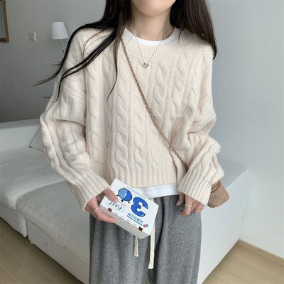 慵懒风圆领套头麻花毛衣