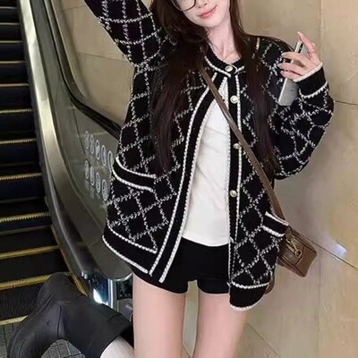 设计感菱格毛衣外套女秋