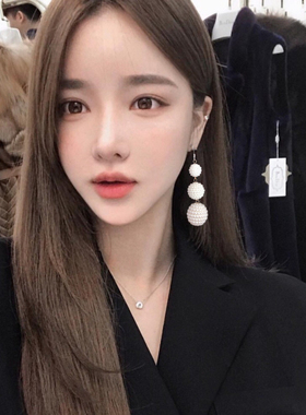 韩国时尚气质长款珍珠耳坠女网红高级感耳环2024新款潮小众耳饰