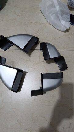 纳瓦拉专用皮卡踏板塑料堵头包脚锐骐7/6途达脚踏板黑色包脚支架