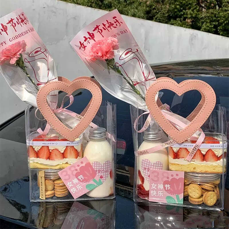 38妇女节伴手礼送员工女神节蛋糕甜品手提袋送员工公司礼品包装袋