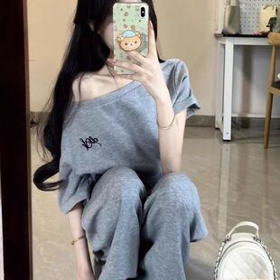 2025夏休闲运动套装 收腰斜肩上衣高腰阔腿裤 两件套 913 韩系女短款