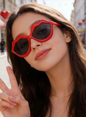 夸张搞怪红色嘴唇眼镜氛围感道具