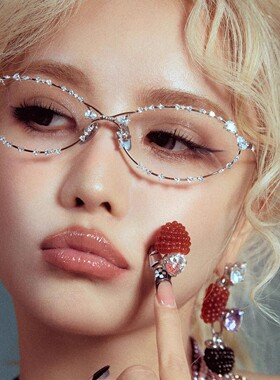 韩系纯欲风猫眼镶钻金属眼镜框女