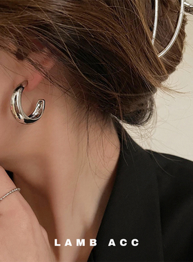 LAMB ACC 时髦冷淡风 金属质感s925银针粗圆素圈耳环耳钉