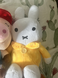 001毛绒玩具米菲兔玩偶女生卡哇伊兔子布偶儿童生日礼物地推公仔