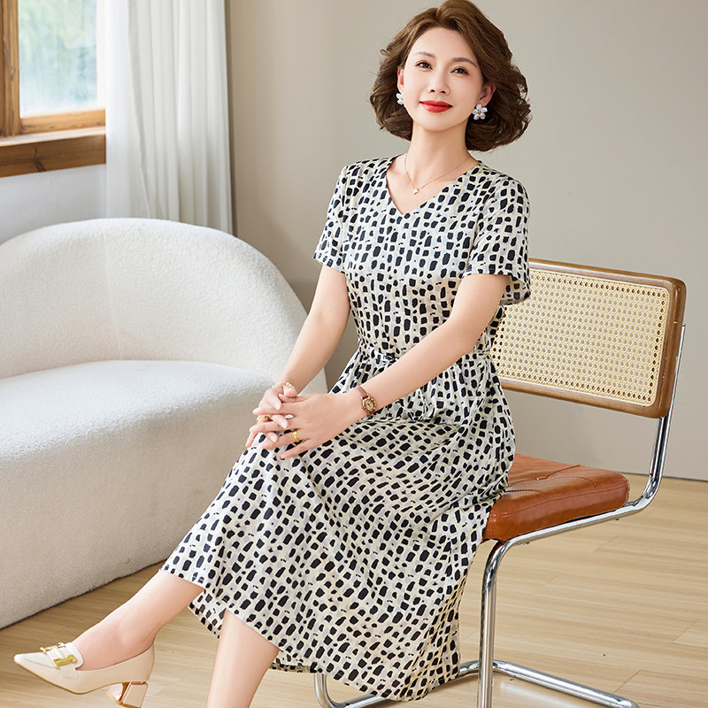 卡若维娅真丝连衣裙女短袖2026收腰显瘦中长款印花桑蚕丝气质裙子