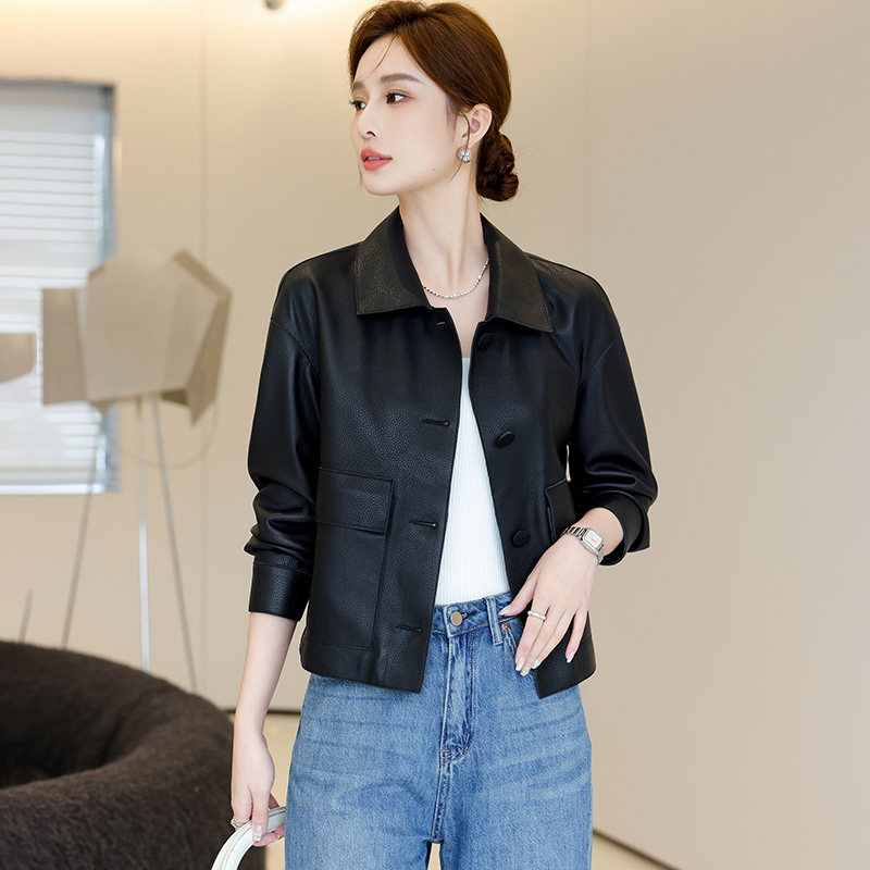 卡若维娅真皮皮衣短款黑简约休闲
