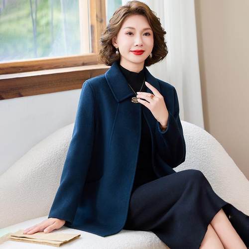 卡若维娅时尚中年妈妈羊毛呢大衣