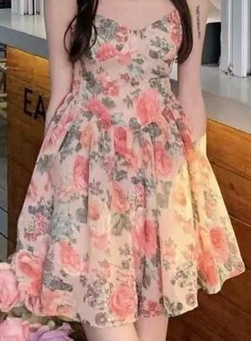 高腰气质显瘦碎花吊带连衣裙仙女春夏季法式小个子新款a字短裙子