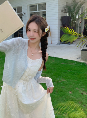 现货首发  定位花边裁剪吊带连衣裙配蓝色防晒外搭两件套P145K199