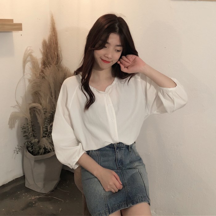 Real shooting and real price summer Korean loose and thin shirt, French design, less popular 7 / 4 Sleeve Shirt