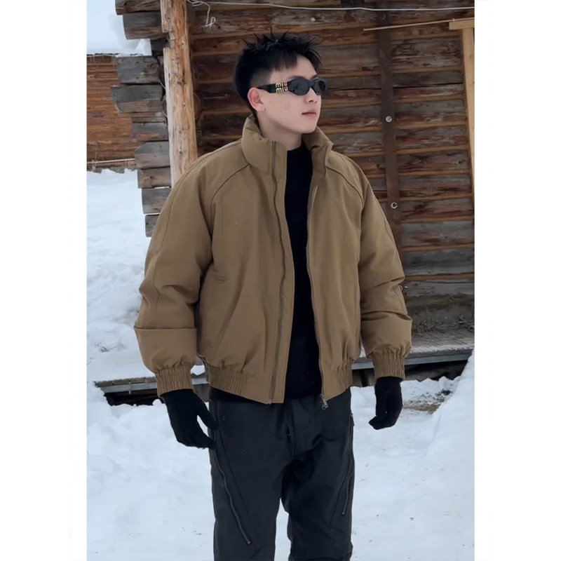 高级感痞帅卡其色短款飞行夹克羽绒服男冬季潮牌加厚保暖工装外套
