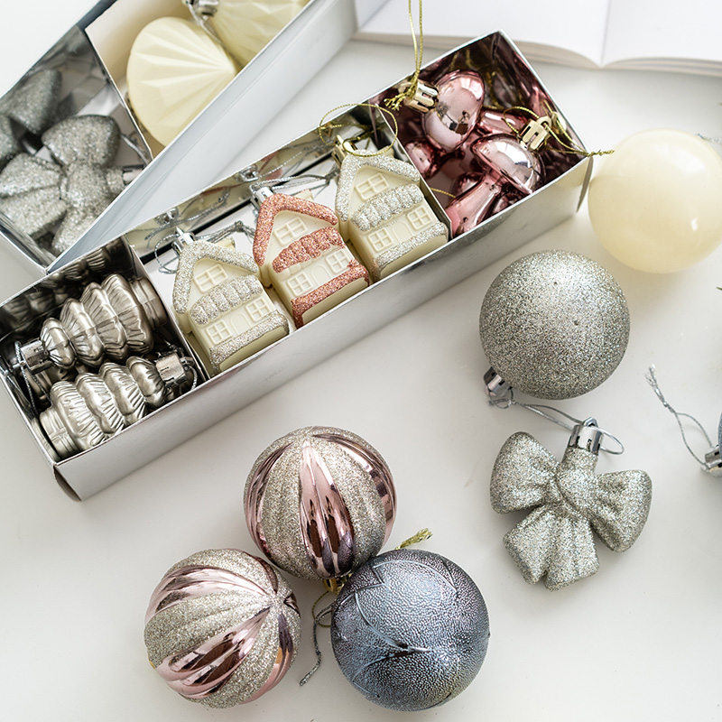 hromeo8cm盒装彩绘圣诞球