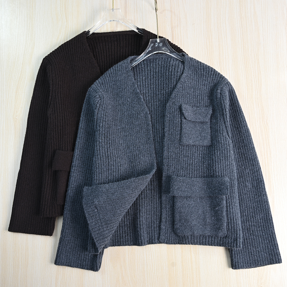 厚实V领无扣休闲长袖针织开衫