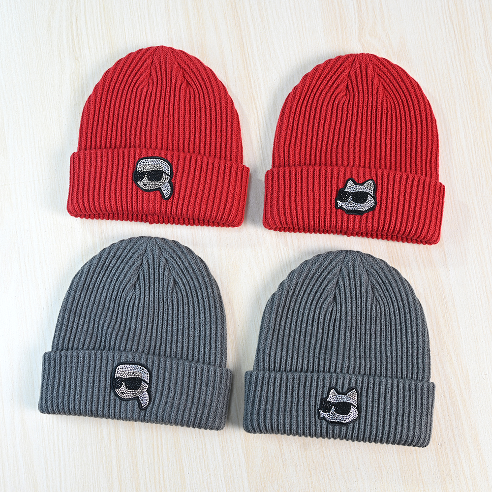 粗针烫钻贴布卡通头像保暖针织帽
