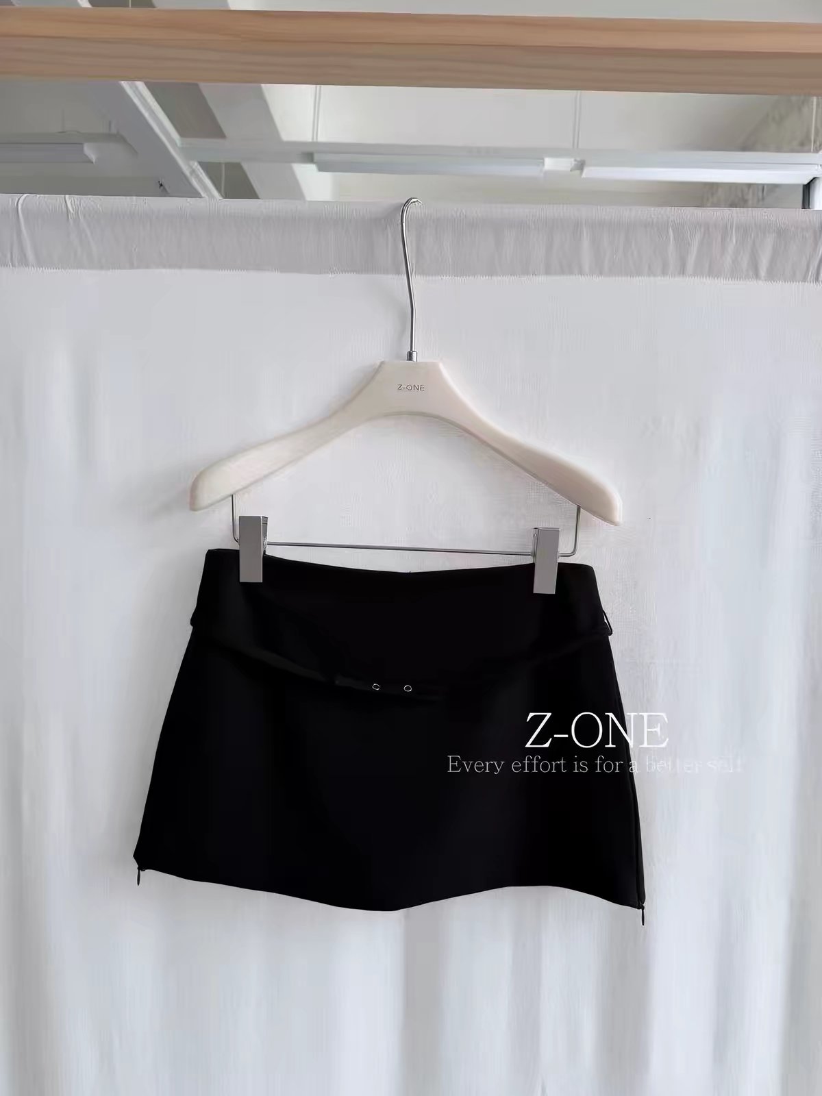 Z-ONE辣妹风低腰显瘦A字半身裙女秋季新款百搭腰带包臀西装短裙子