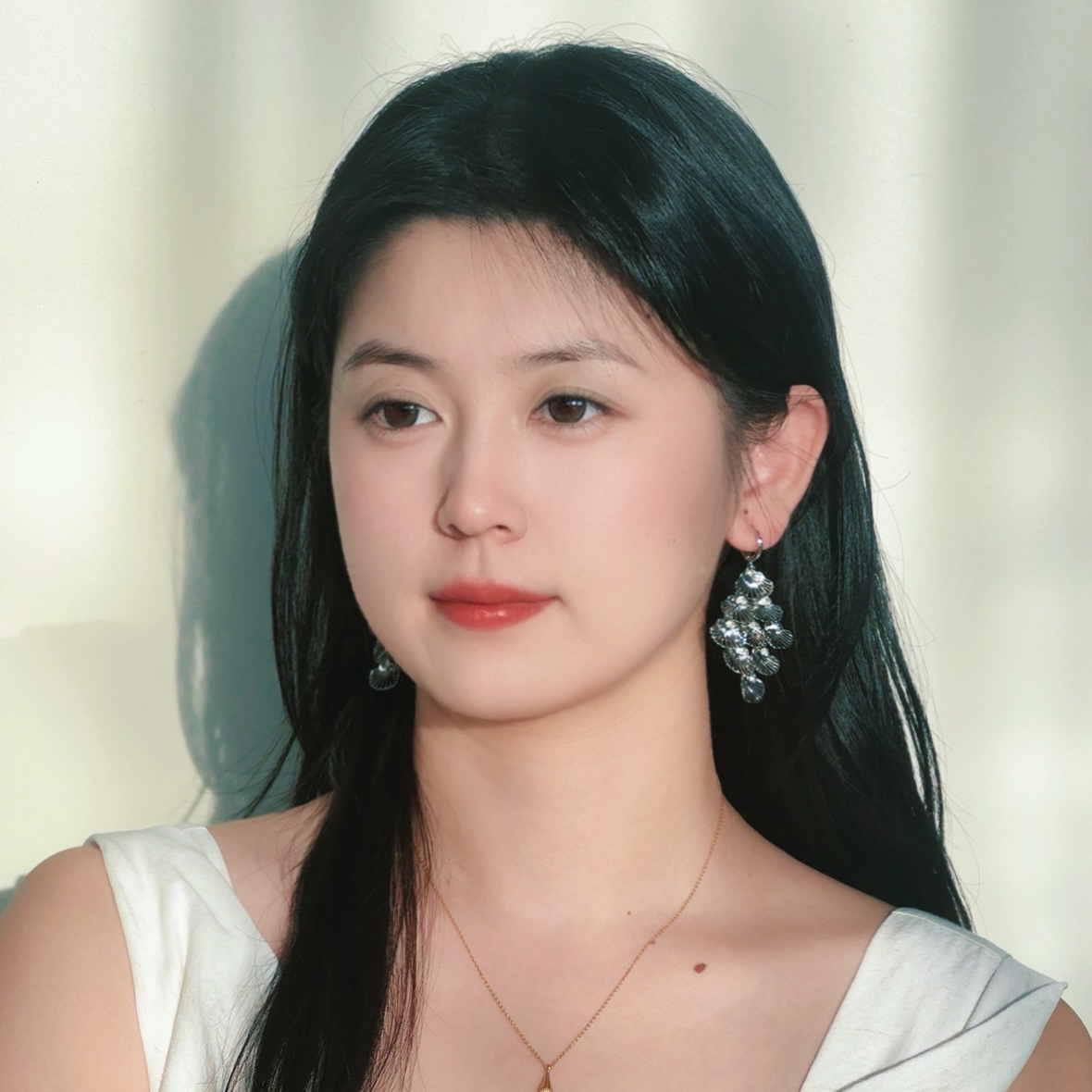 Healing girl小众设计镂空扇贝亮片流苏耳环气质银针耳扣