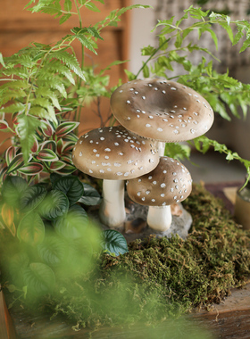 3个蘑菇摆件玄关覆古田园客厅装饰品办公室酒柜摆设树脂工艺品