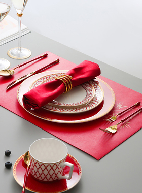 轻奢伍德红色餐具样板间摆台餐碟餐巾餐垫美式西餐盘套装牛排餐具