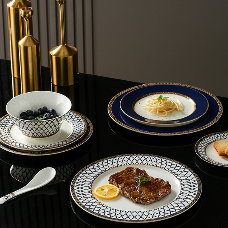 迷宫伍德样板房会所餐具牛排盘