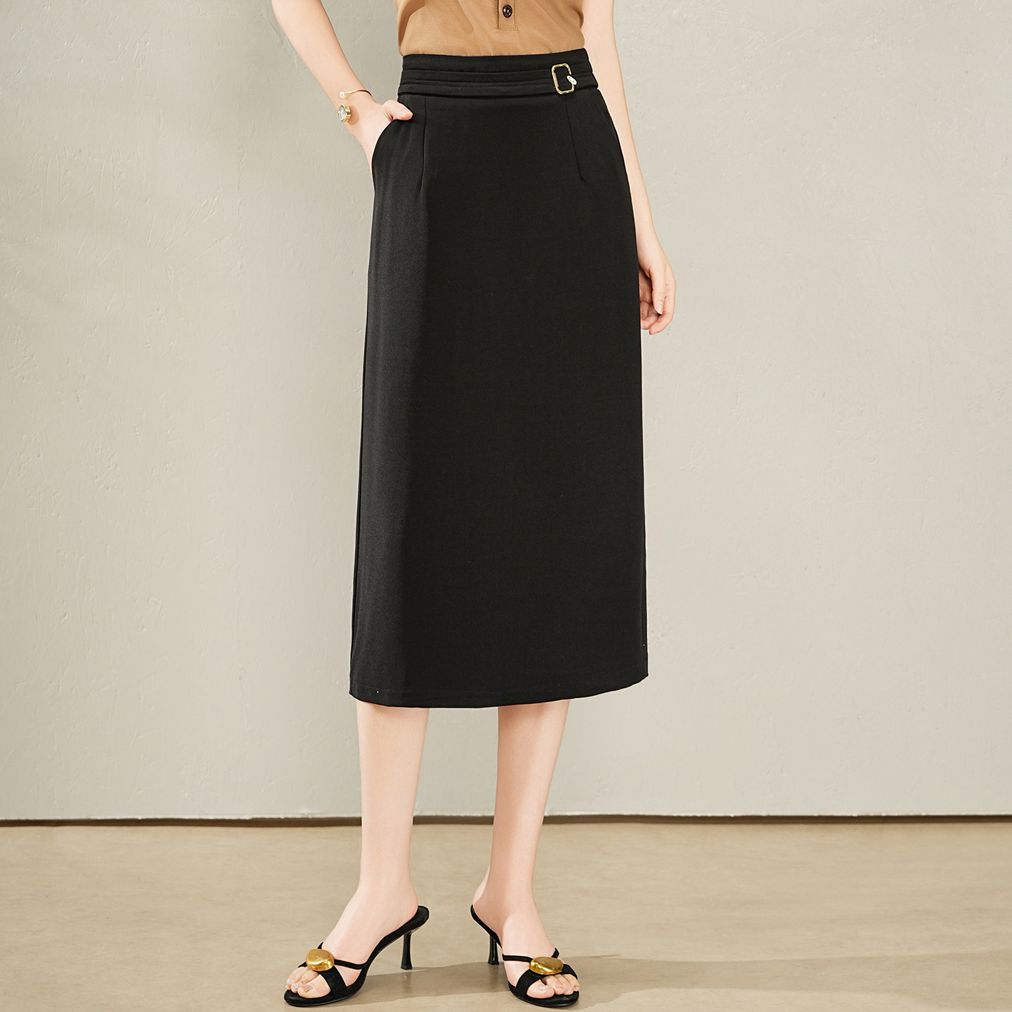 高级感黑色包裙半身裙女夏季2026新款高腰显瘦中长款直筒西装裙子
